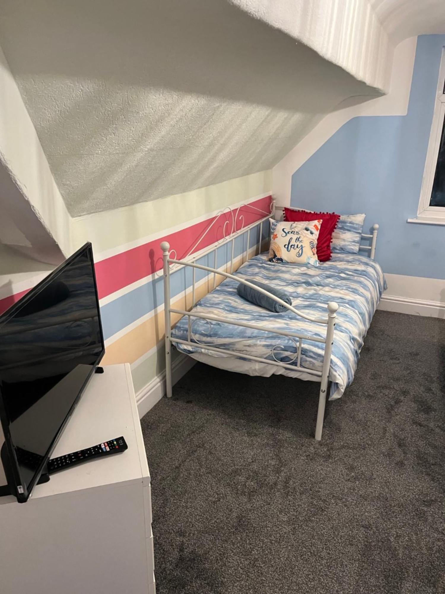Quirky Attic Blackpool Exterior photo